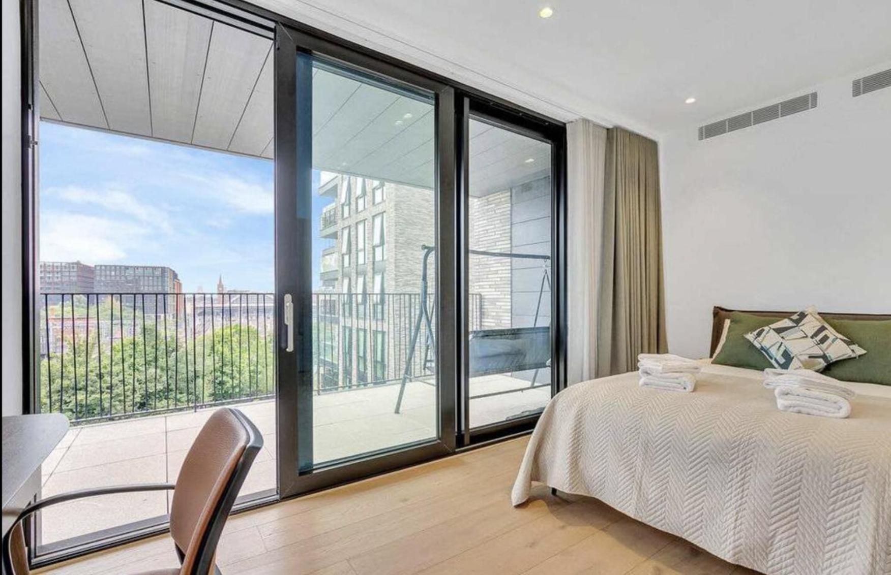 Modern King'S Cross Apartments 런던 객실 사진